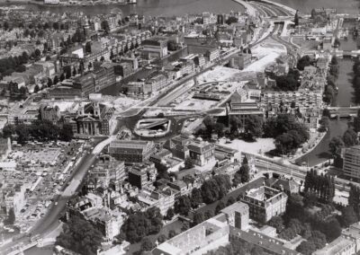 De Nieuwmarkt en de verdwenen Amsterdamse Jodenhoek